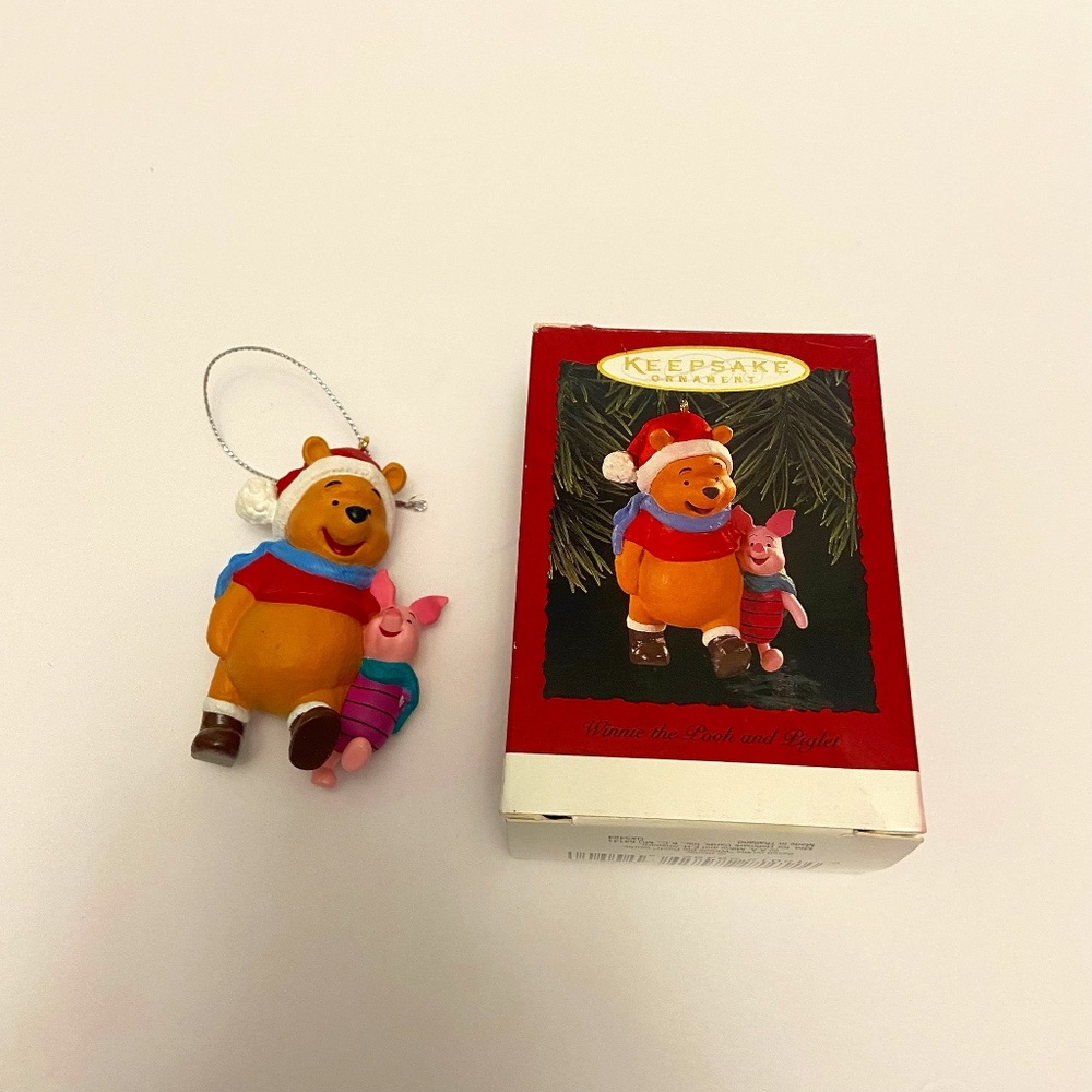 Hallmark Disney Winnie the Pooh and Piglet Vintage 1996 Christmas Ornament